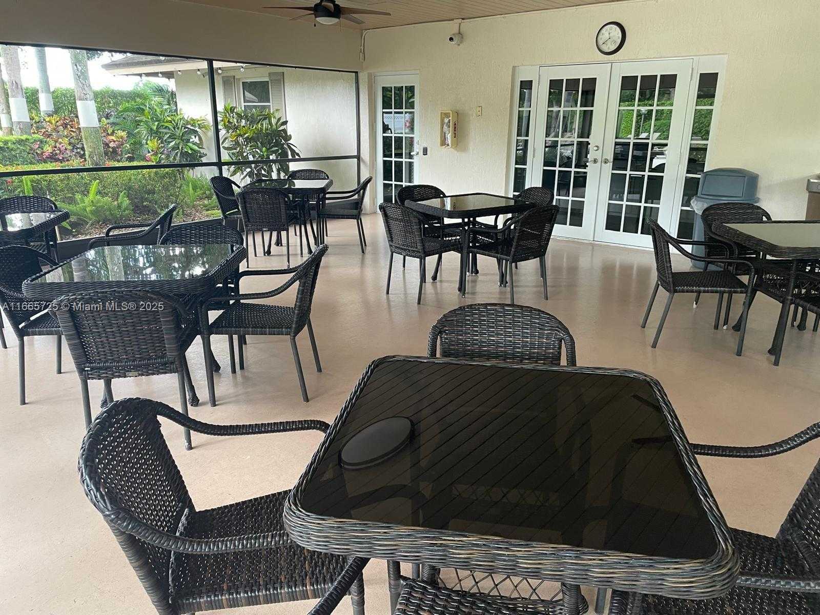 Small Image of 3520 OAKS WAY #208, Pompano Beach Number 34