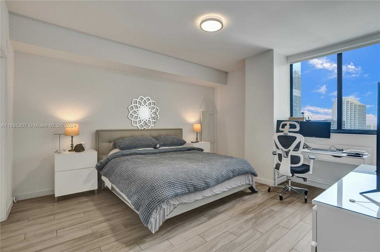 Small Image of 999 SOUTH WEST 1ST AVE #1807, Miami Number 15