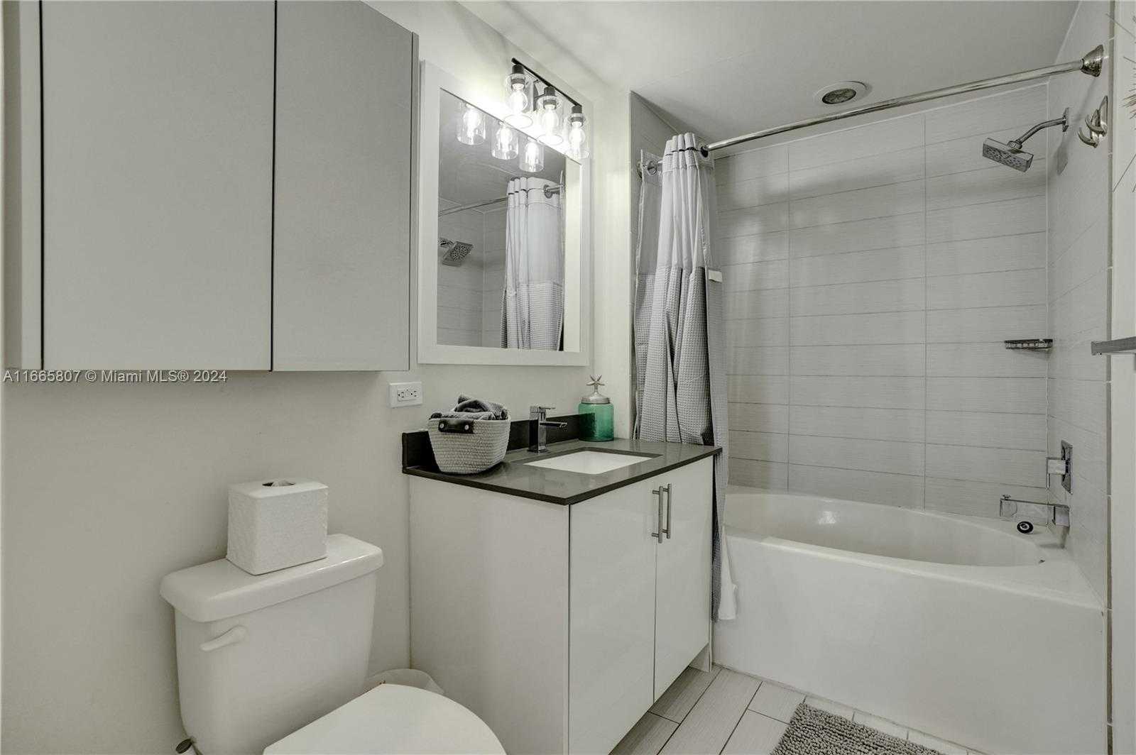 Small Image of 999 SOUTH WEST 1ST AVE #1807, Miami Number 23