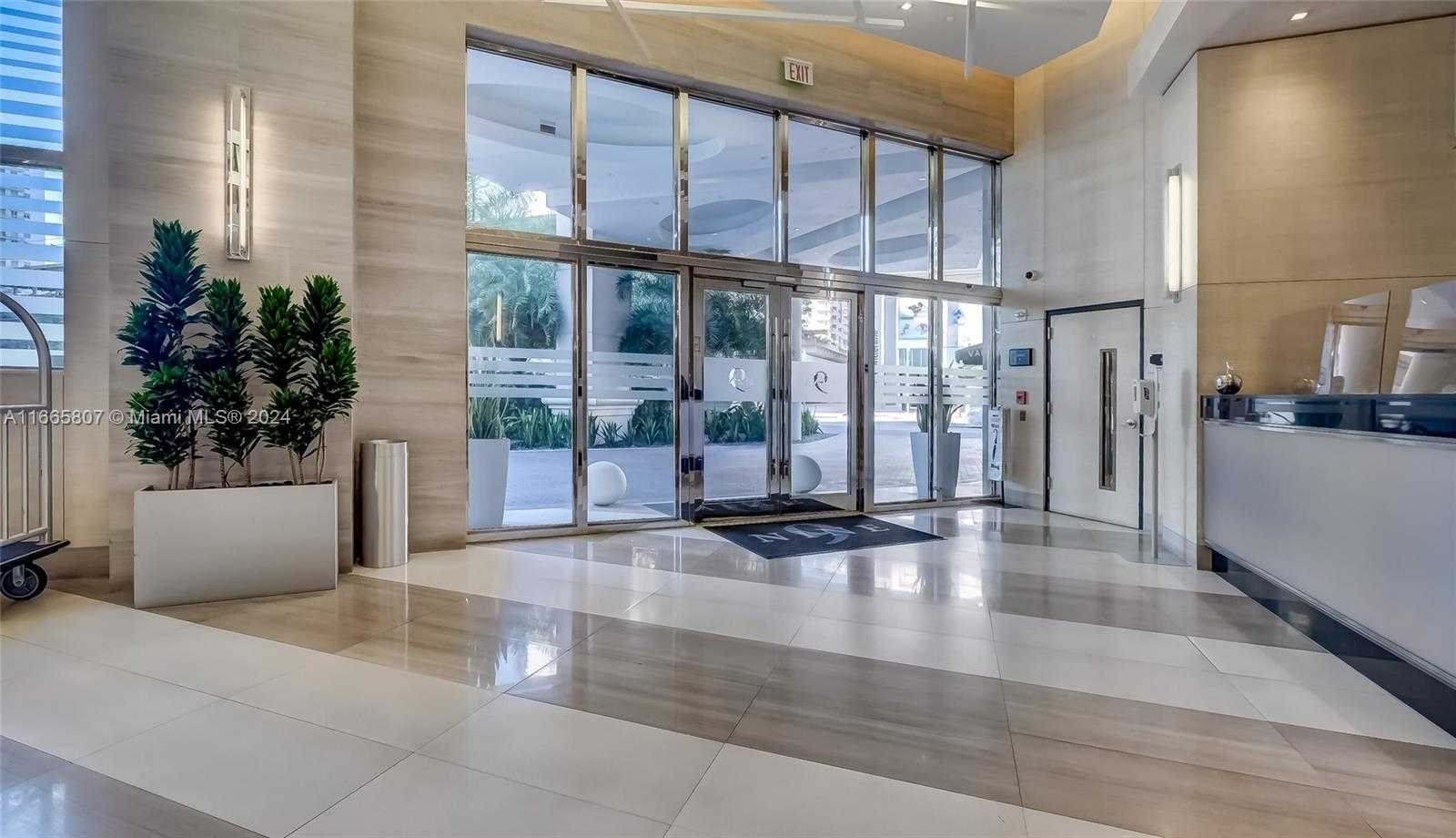 Small Image of 999 SOUTH WEST 1ST AVE #1807, Miami Number 29