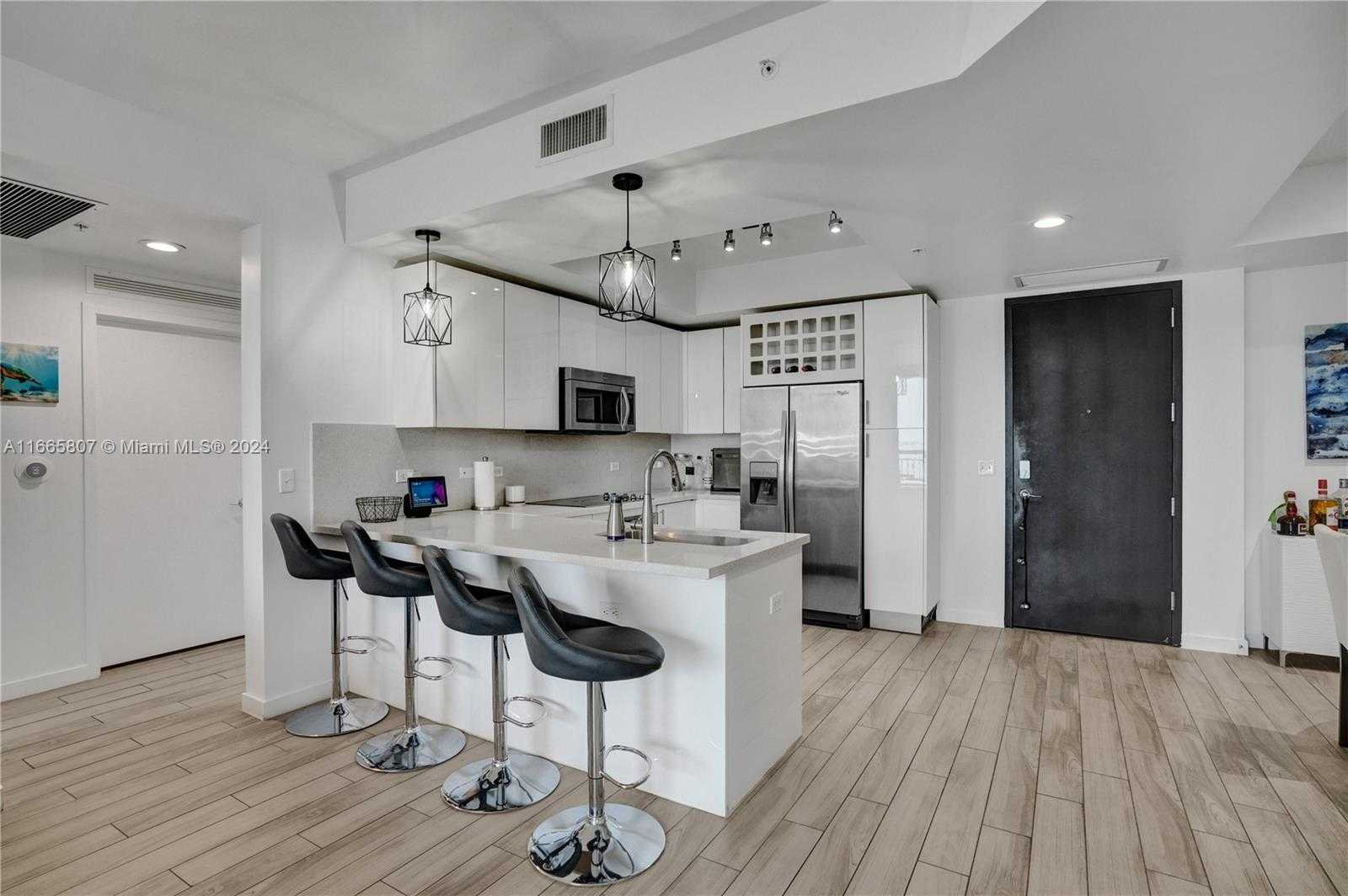 Small Image of 999 SOUTH WEST 1ST AVE #1807, Miami Number 4