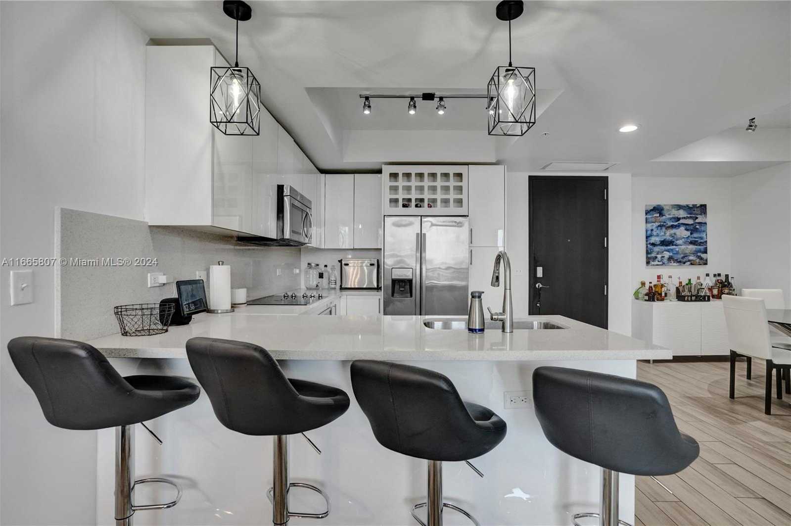 Small Image of 999 SOUTH WEST 1ST AVE #1807, Miami Number 6