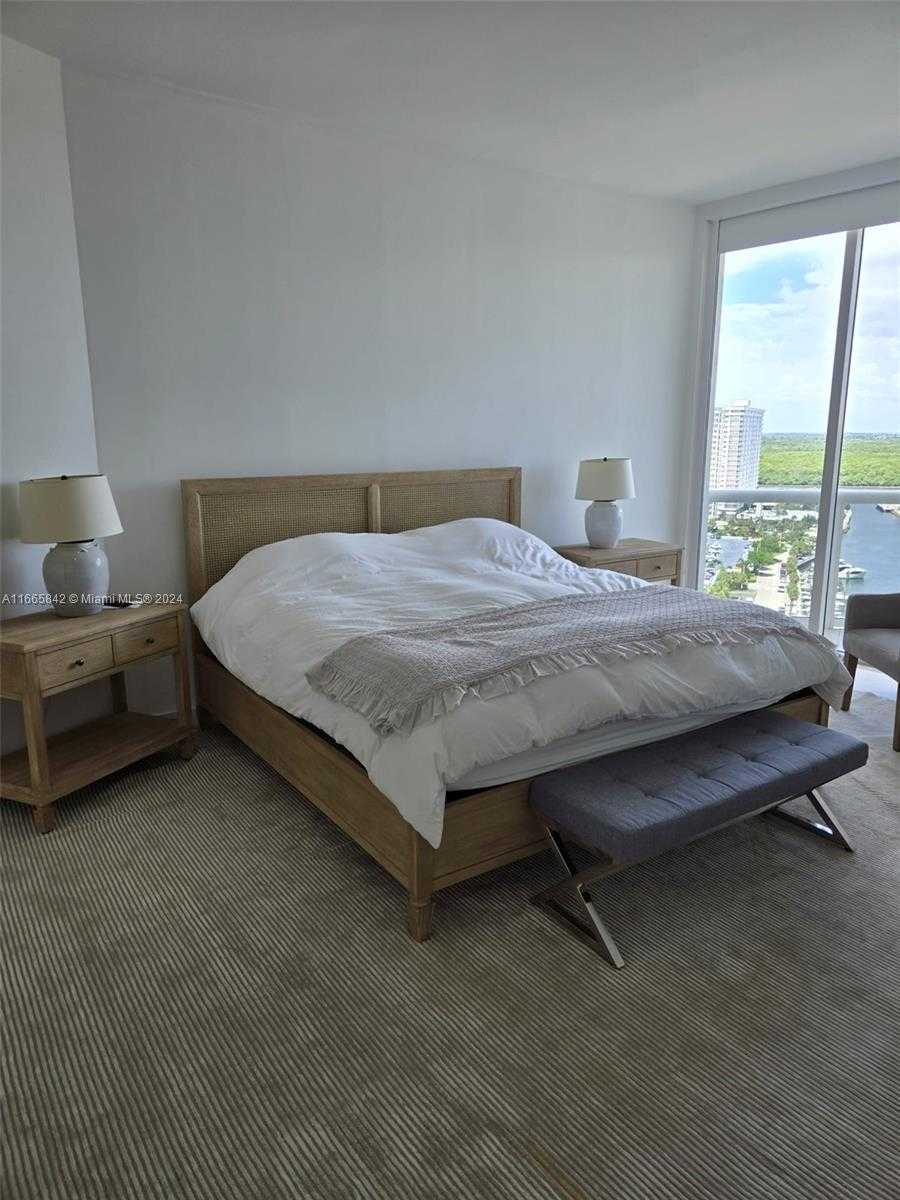 Small Image of 15811 COLLINS AVE #1505, Sunny Isles Beach Number 6