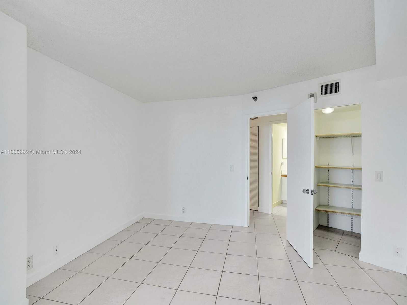 Small Image of 3400 192ND ST #1811, Aventura Number 27