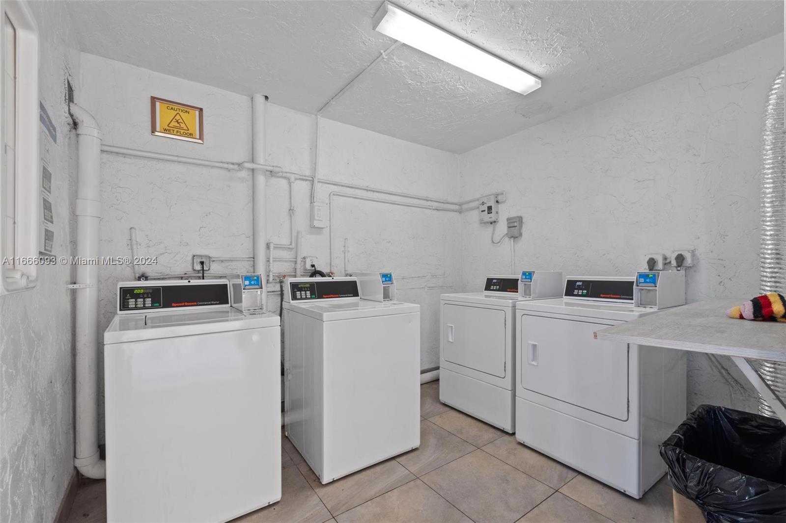 Small Image of 4804 NW 79th Ave, Doral, FL 33166, USA Number 20