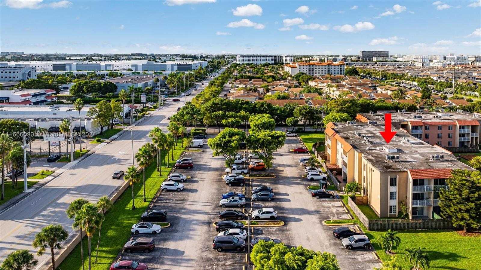 Small Image of 4804 NW 79th Ave, Doral, FL 33166, USA Number 24