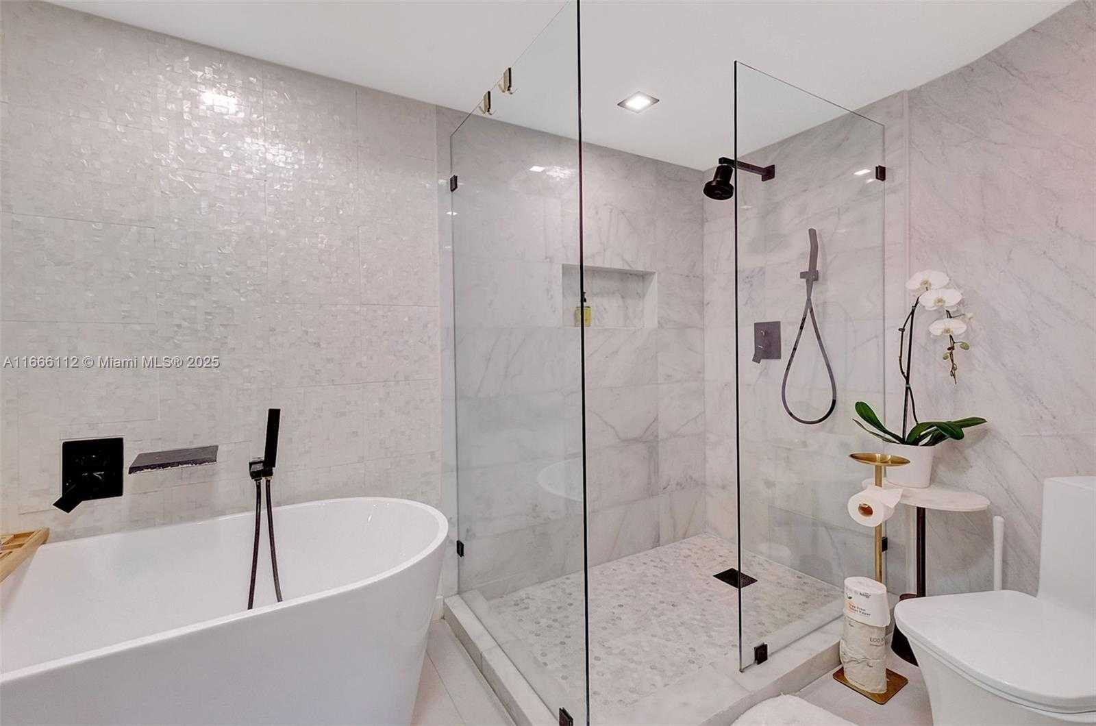 Small Image of 1000 ISLAND BLVD #2511, Aventura Number 22