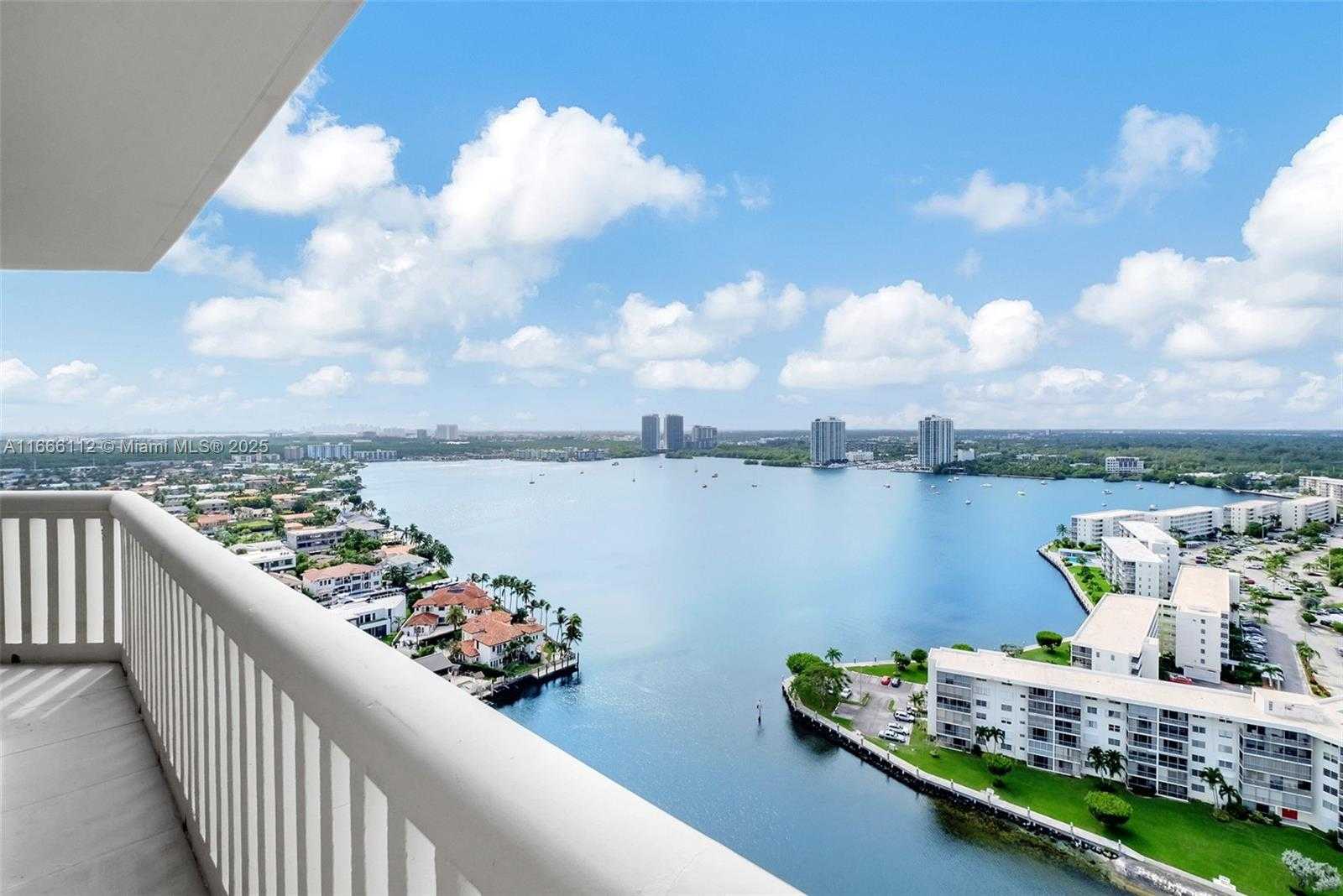 Small Image of 1000 ISLAND BLVD #2511, Aventura Number 8