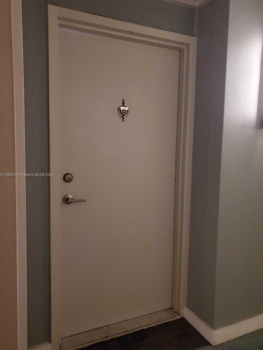 Small Image of 600 NORTH EAST 36TH ST #1109, Miami Number 18