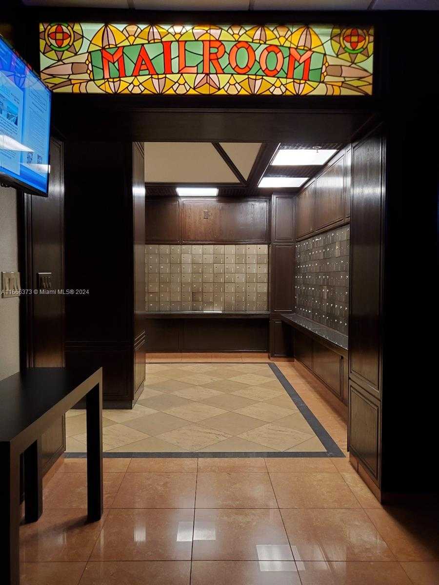 Small Image of 600 NORTH EAST 36TH ST #1109, Miami Number 27