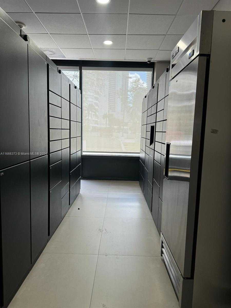 Small Image of 600 NORTH EAST 36TH ST #1109, Miami Number 32