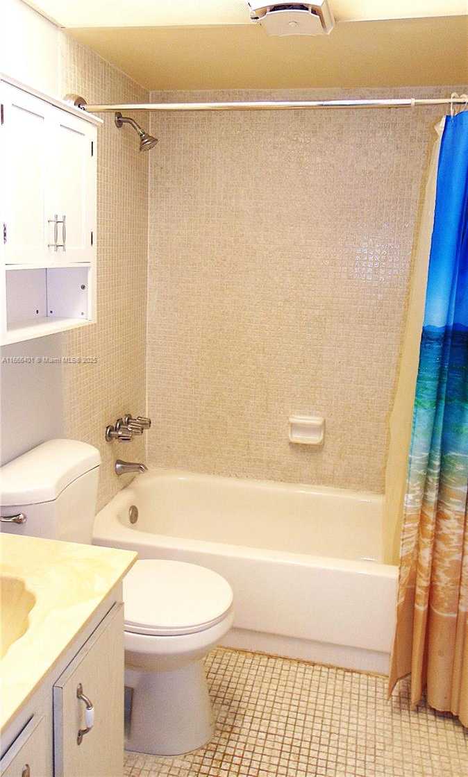 Small Image of 1800 SOUTH WEST 81ST AVE #1403, North Lauderdale Number 10