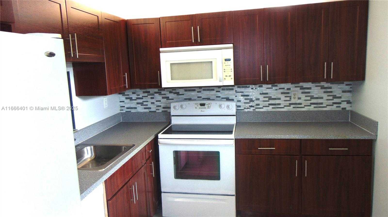Small Image of 1800 SOUTH WEST 81ST AVE #1403, North Lauderdale Number 3