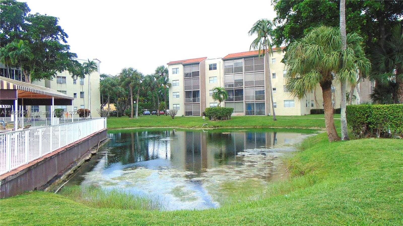Small Image of 1800 SOUTH WEST 81ST AVE #1403, North Lauderdale Number 5