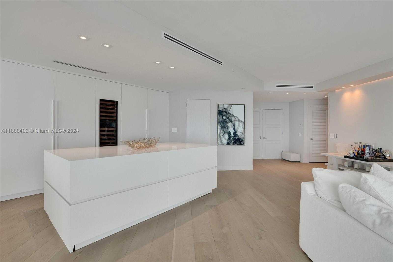 Small Image of 2711 SOUTH OCEAN DR #2102, Hollywood Number 19