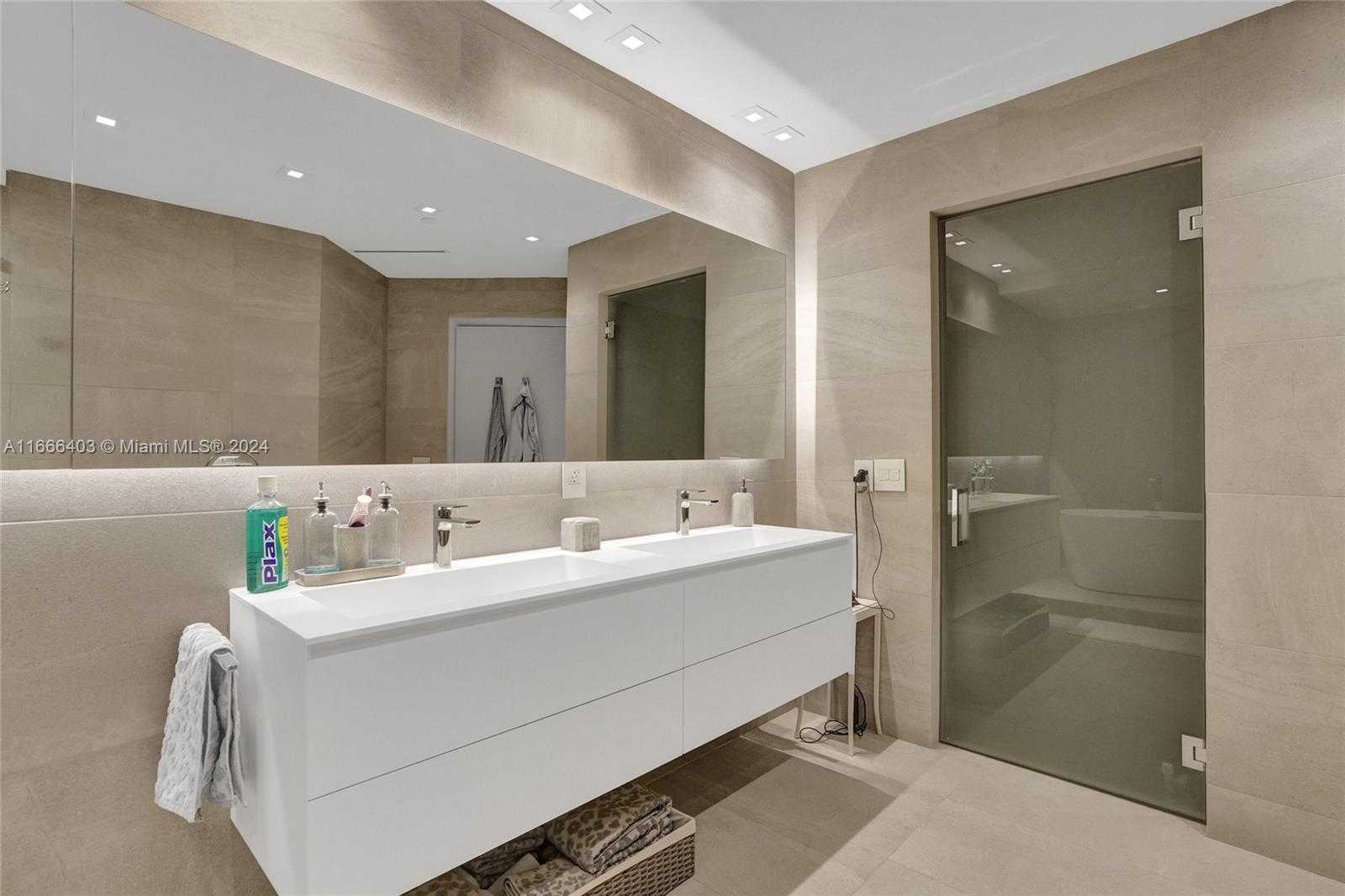 Small Image of 2711 SOUTH OCEAN DR #2102, Hollywood Number 23