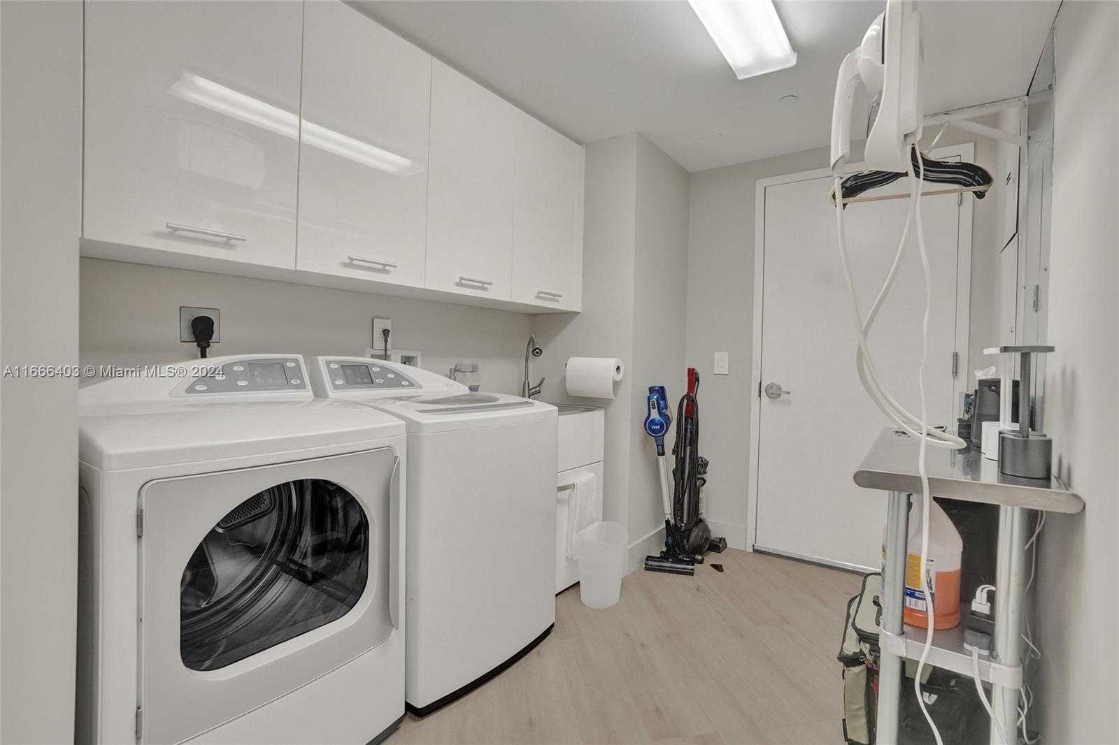 Small Image of 2711 SOUTH OCEAN DR #2102, Hollywood Number 49