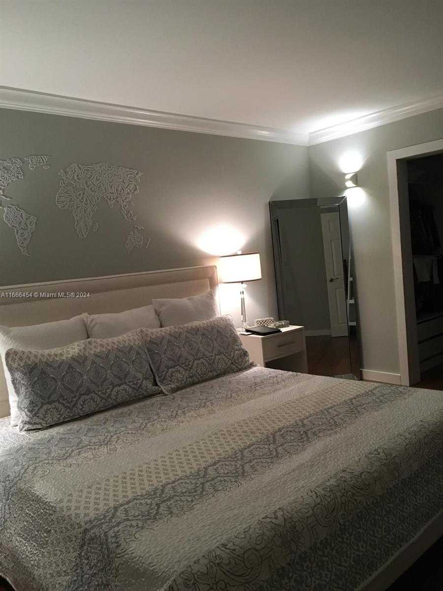 Small Image of 1865 79th Street Causeway, North Bay Village, FL 33141, USA Number 10