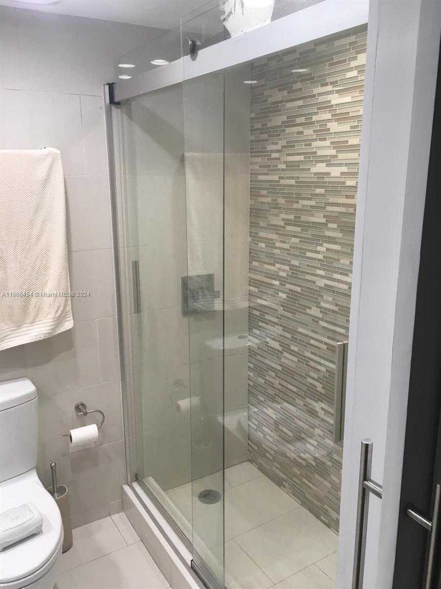 Small Image of 1865 79th Street Causeway, North Bay Village, FL 33141, USA Number 13
