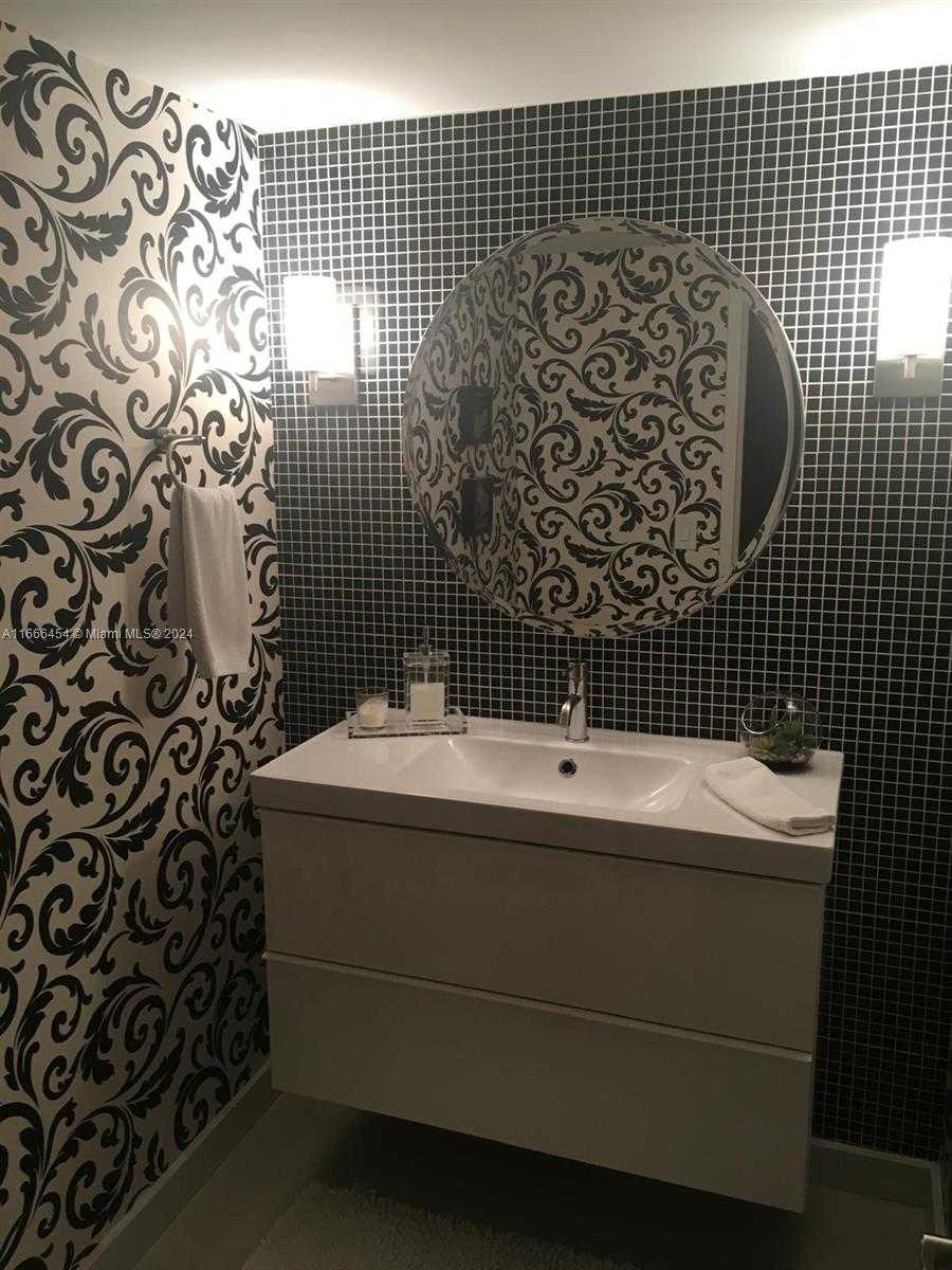 Small Image of 1865 79th Street Causeway, North Bay Village, FL 33141, USA Number 4
