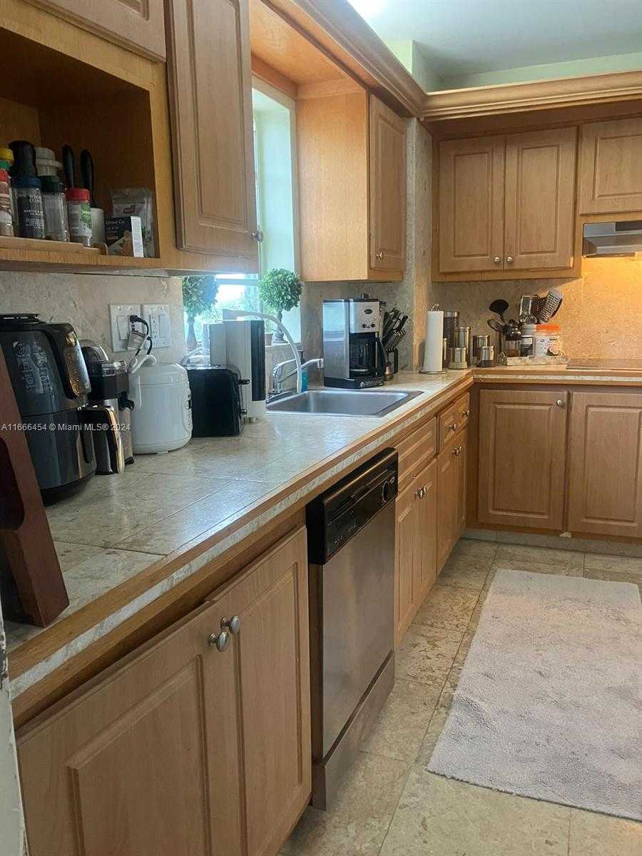 Small Image of 1865 79th Street Causeway, North Bay Village, FL 33141, USA Number 6