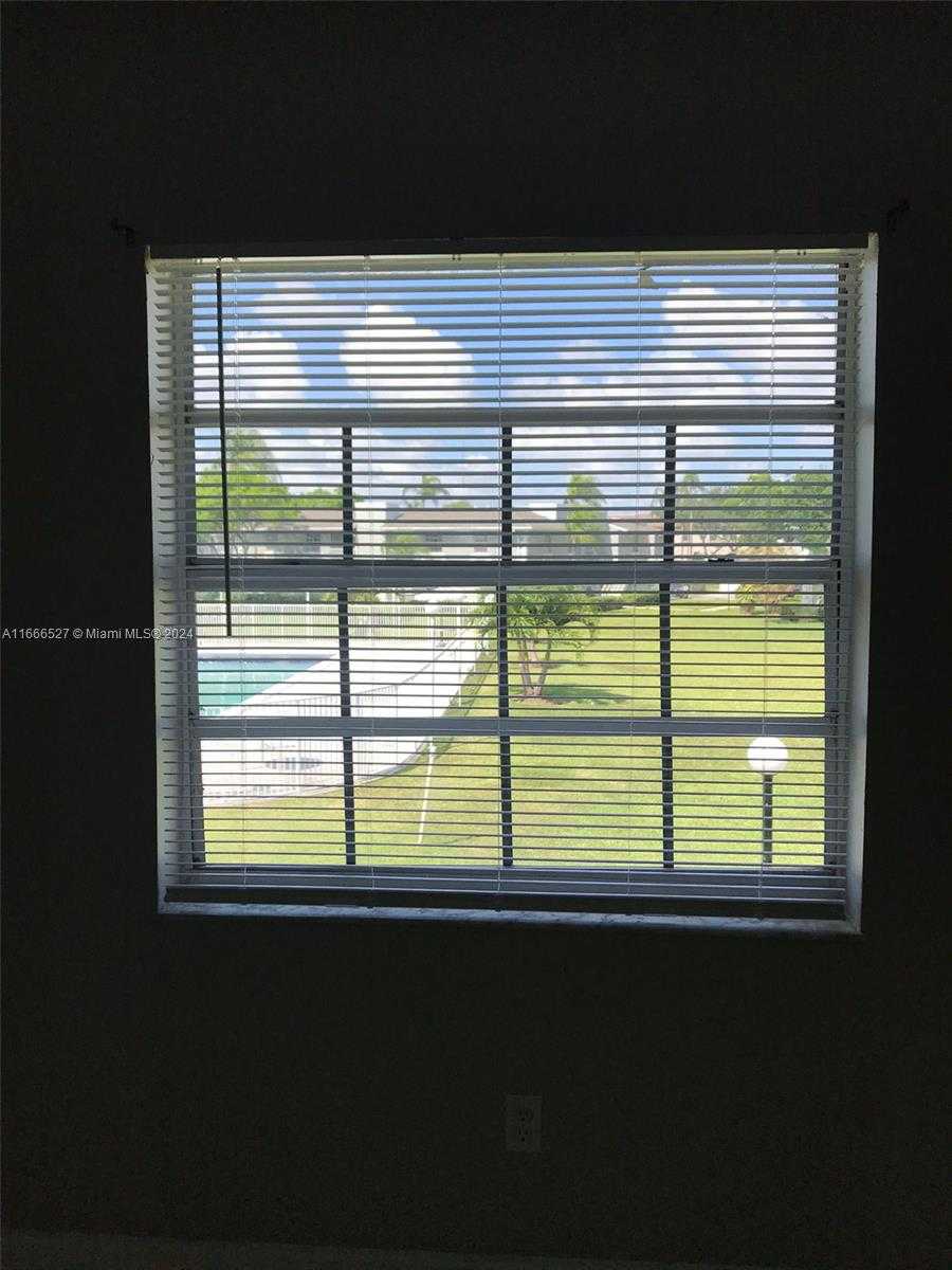 Small Image of 459 NORTH EAST 210TH CIR TER #201-17, Miami Number 17