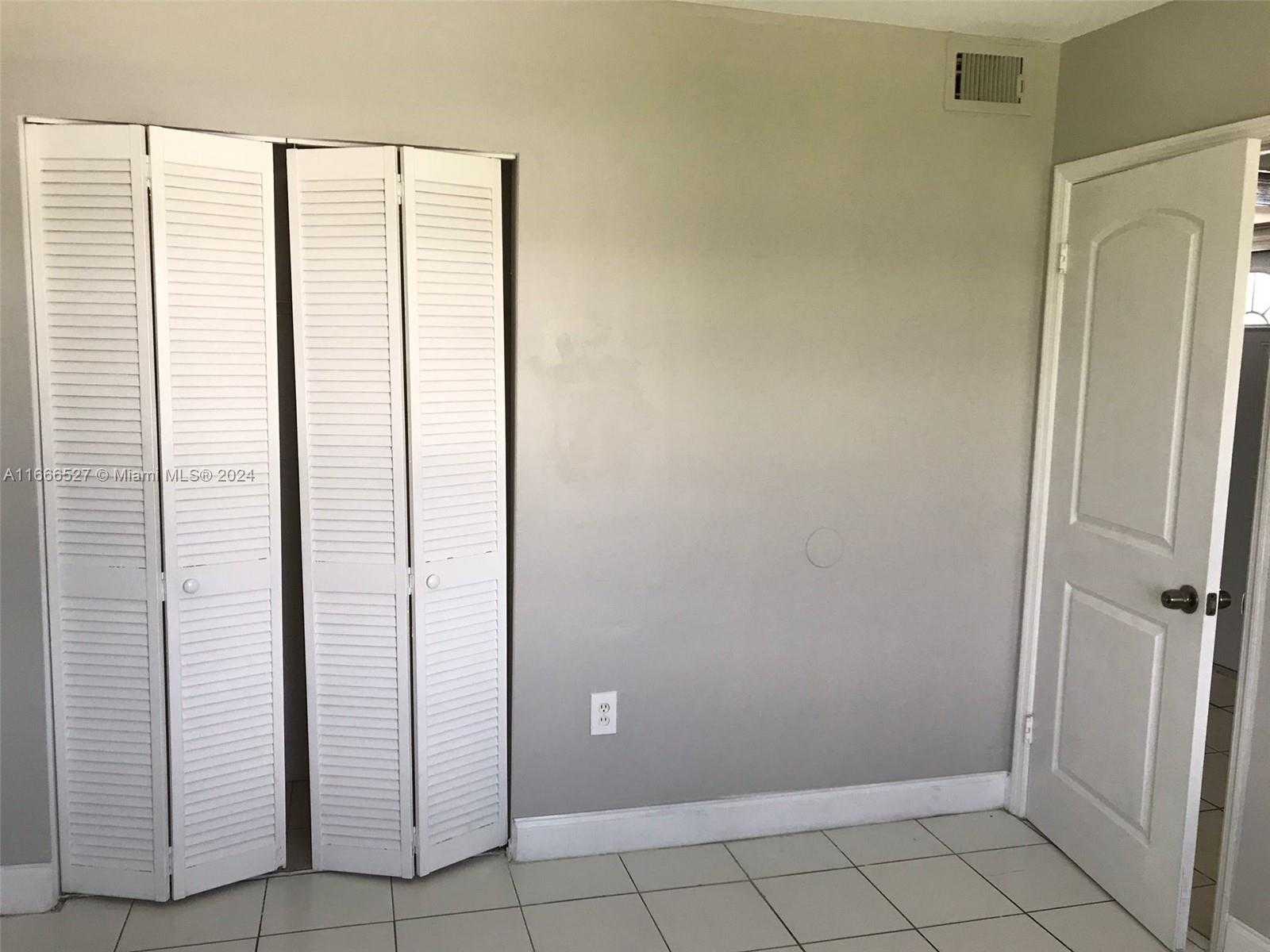 Small Image of 459 NORTH EAST 210TH CIR TER #201-17, Miami Number 19