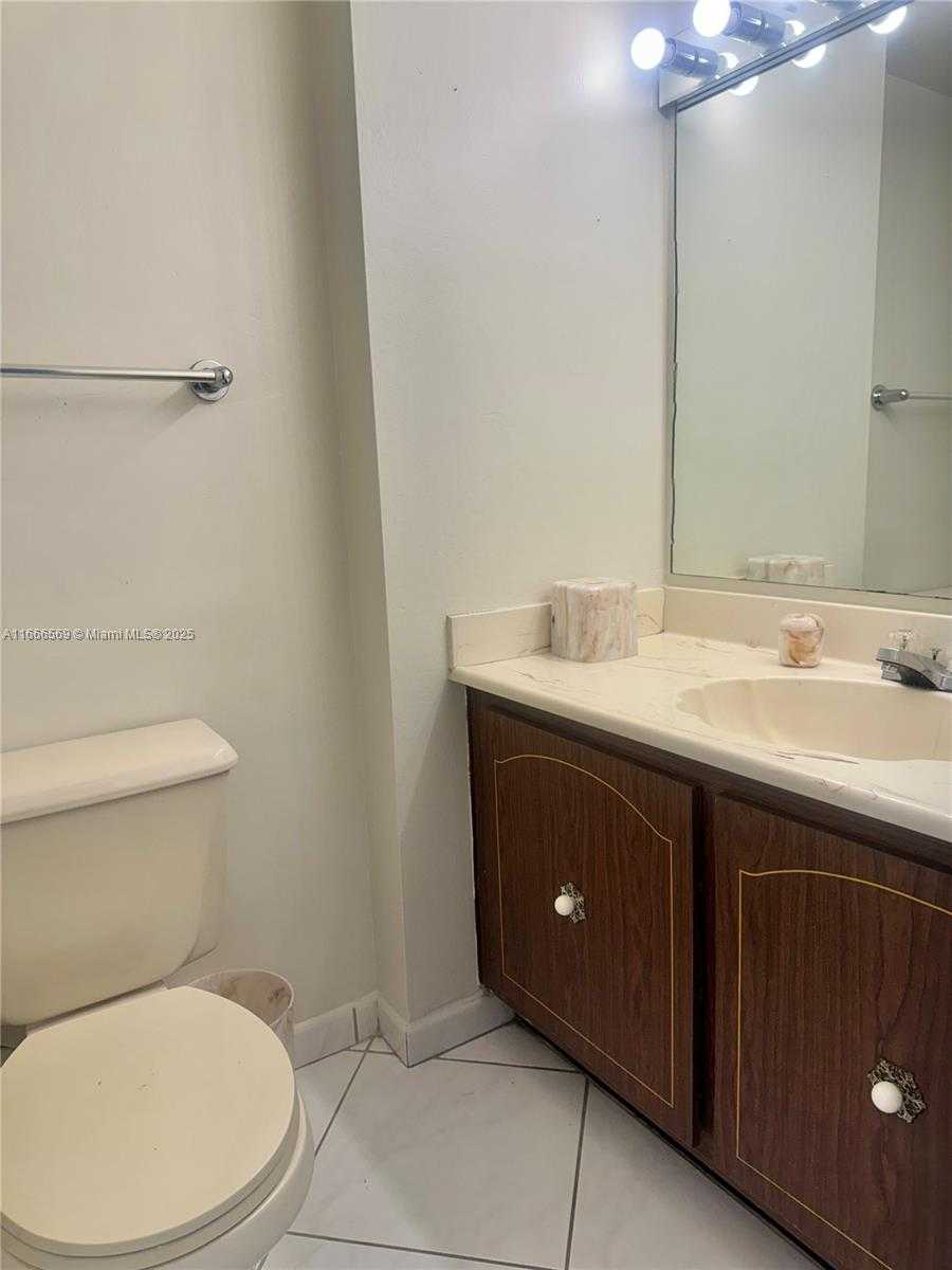Small Image of 3600 NORTH EAST 170 ST #D-303, North Miami Beach Number 13