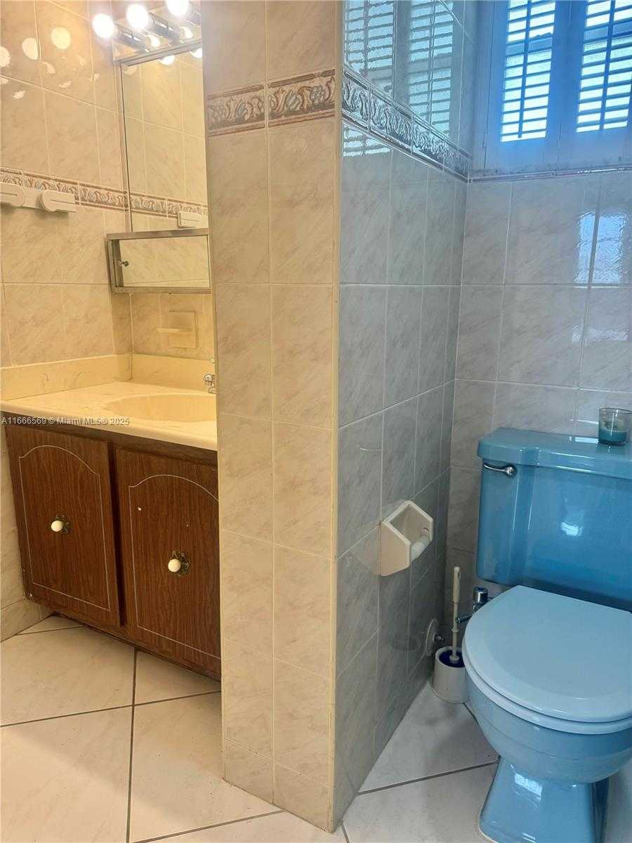 Small Image of 3600 NORTH EAST 170 ST #D-303, North Miami Beach Number 18