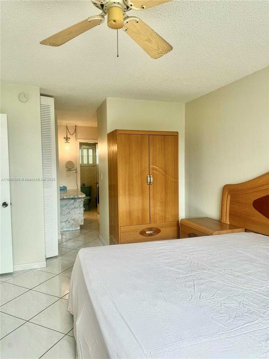 Small Image of 3600 NORTH EAST 170 ST #D-303, North Miami Beach Number 23