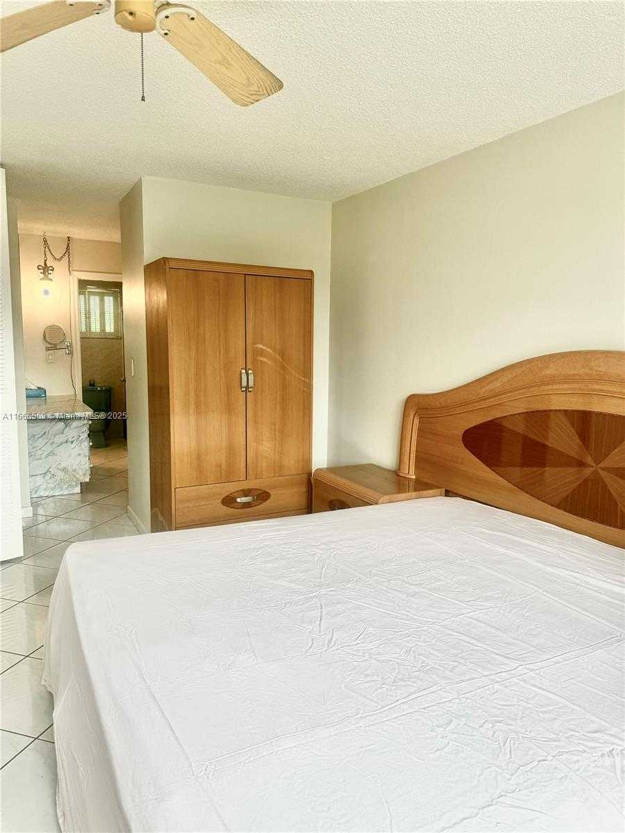 Small Image of 3600 NORTH EAST 170 ST #D-303, North Miami Beach Number 24