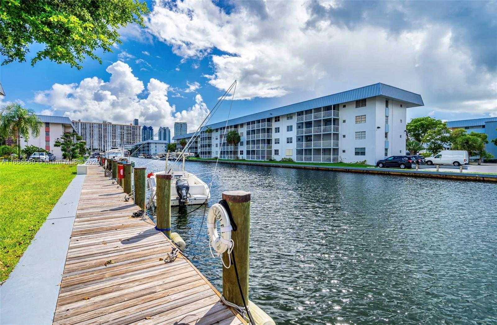 Small Image of 3600 NORTH EAST 170 ST #D-303, North Miami Beach Number 32