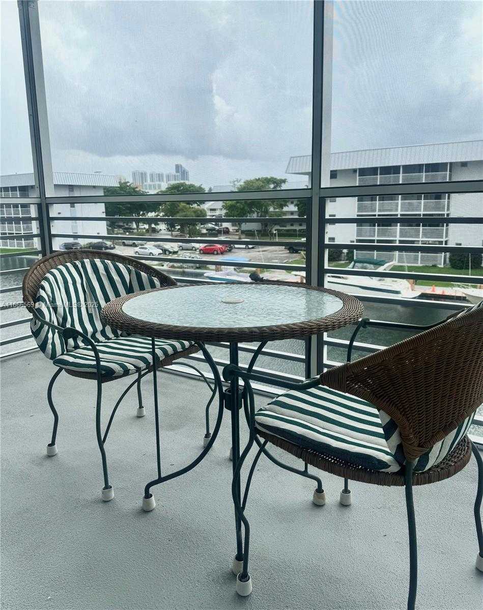 Small Image of 3600 NORTH EAST 170 ST #D-303, North Miami Beach Number 4