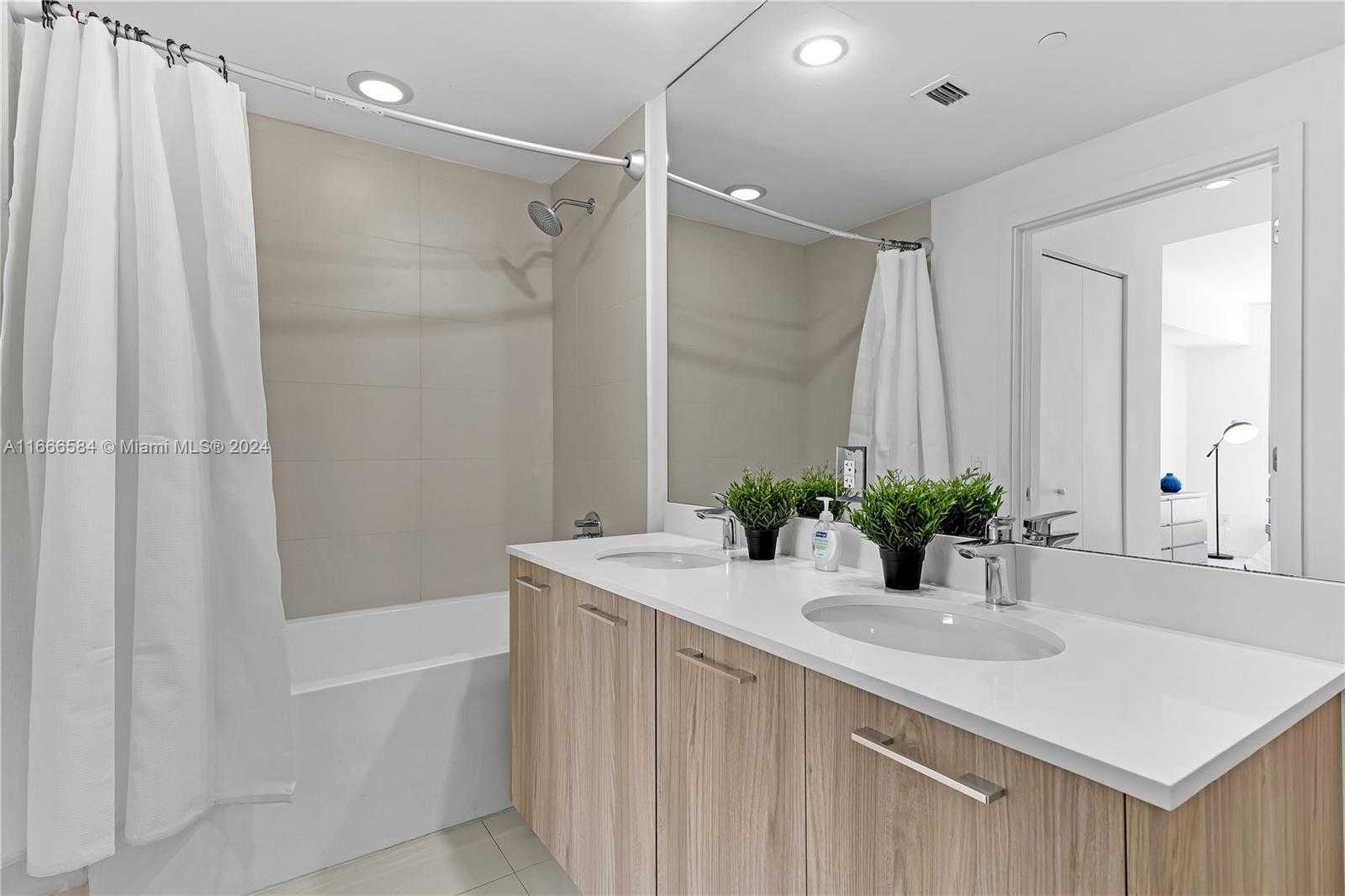 Small Image of 501 NORTH EAST 31ST ST #1607, Miami Number 18
