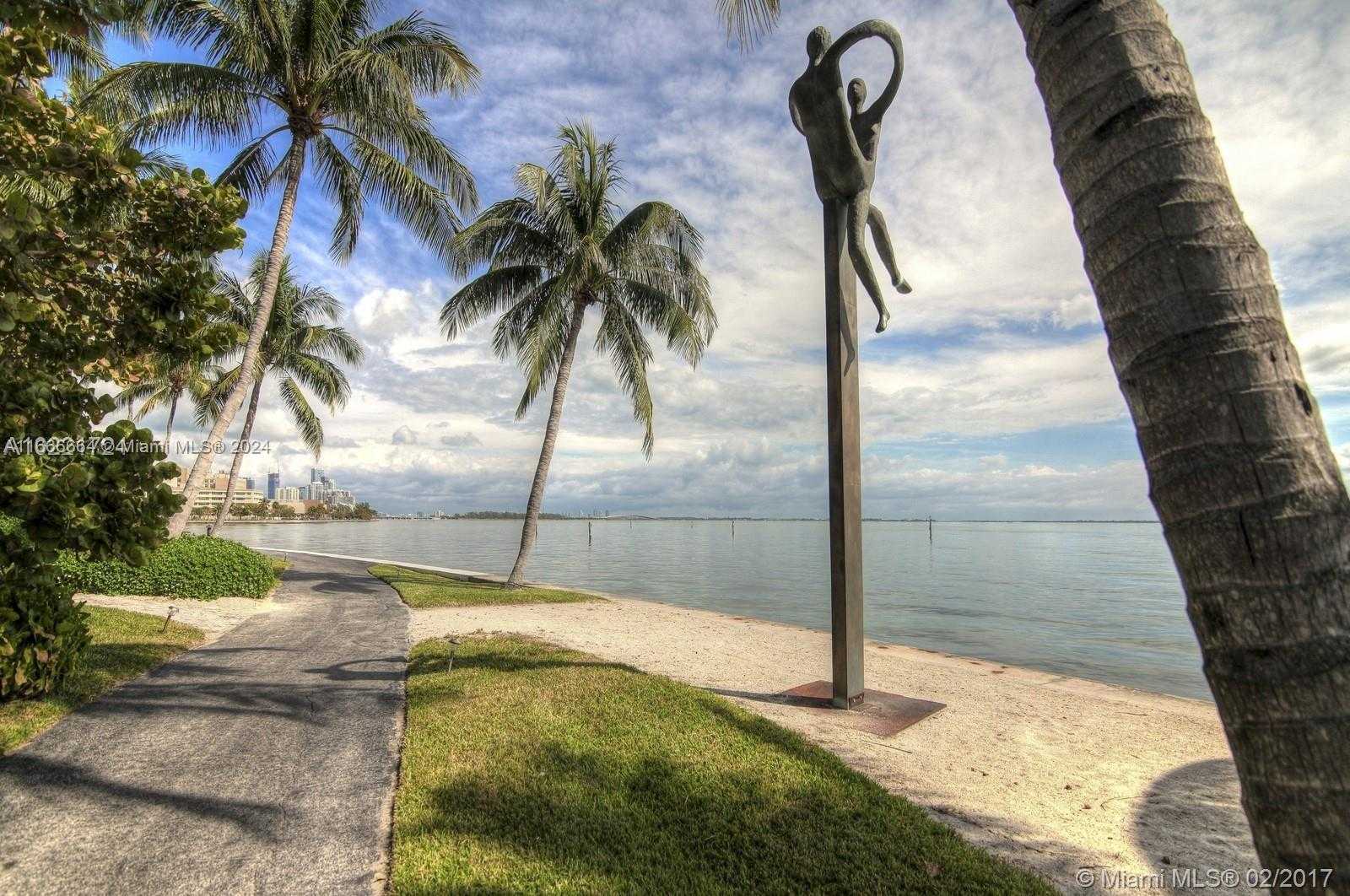 Small Image of 2 GROVE ISLE DR #B1708, Miami Number 21