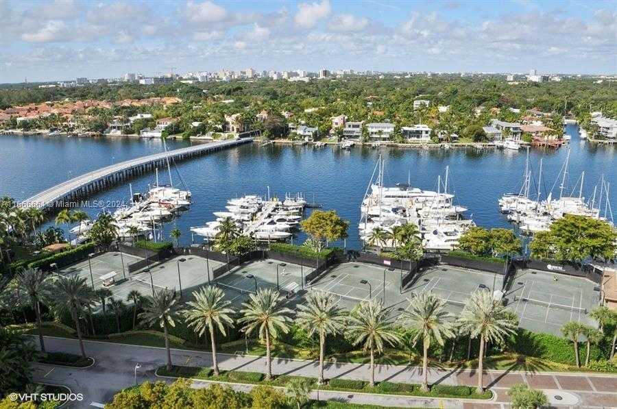 Small Image of 2 GROVE ISLE DR #B1708, Miami Number 28