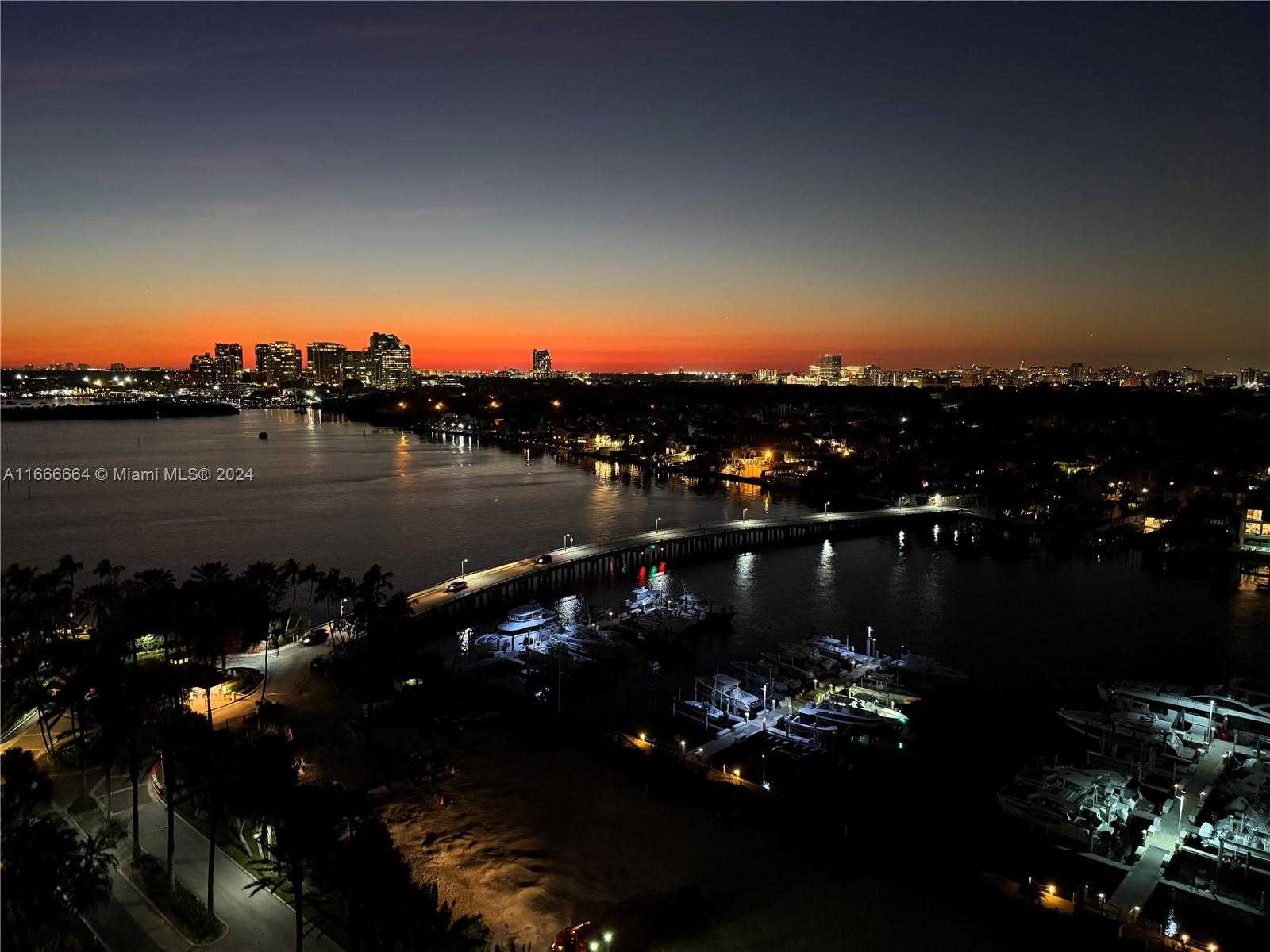 Small Image of 2 GROVE ISLE DR #B1708, Miami Number 7