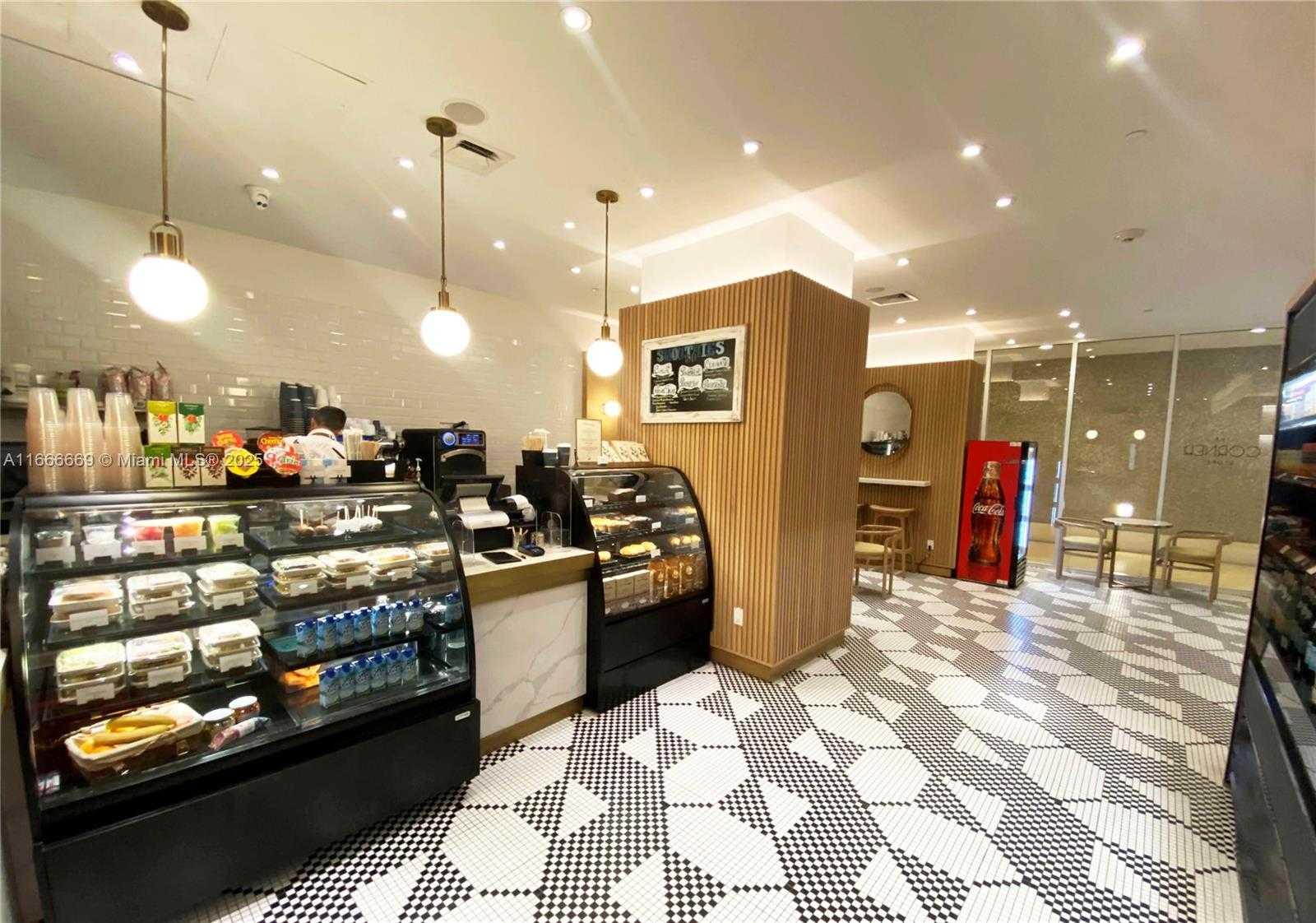 Small Image of 6801 COLLINS AVE #1101, Miami Beach Number 19