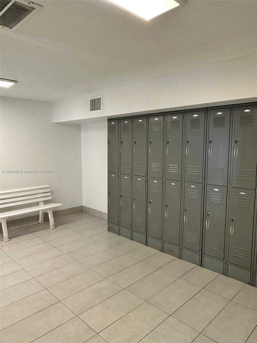 Small Image of 2201 SOUTH OCEAN DR #904, Hollywood Number 19