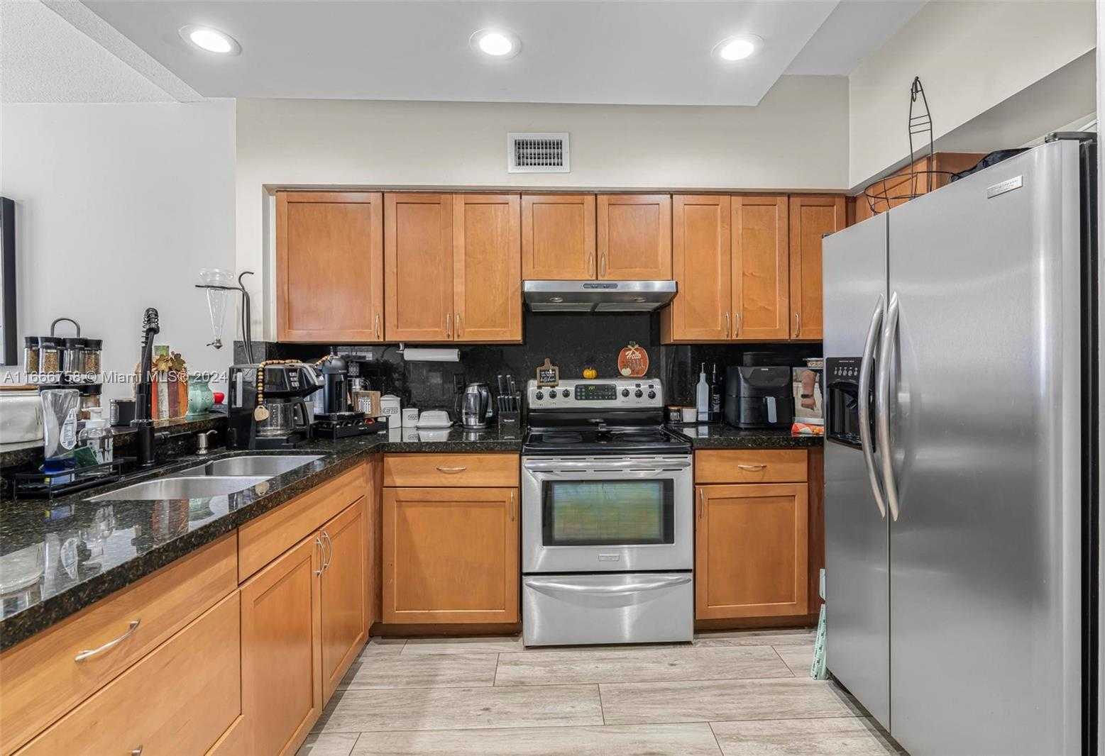 Small Image of 10110 SOUTH WEST 154TH CIR CT #103-1, Miami Number 13