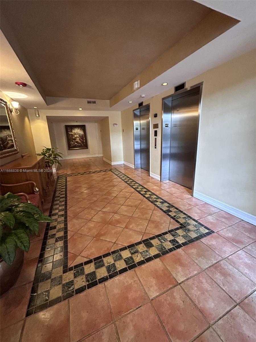 Small Image of 19877 EAST COUNTRY CLUB DR #3603, Aventura Number 23