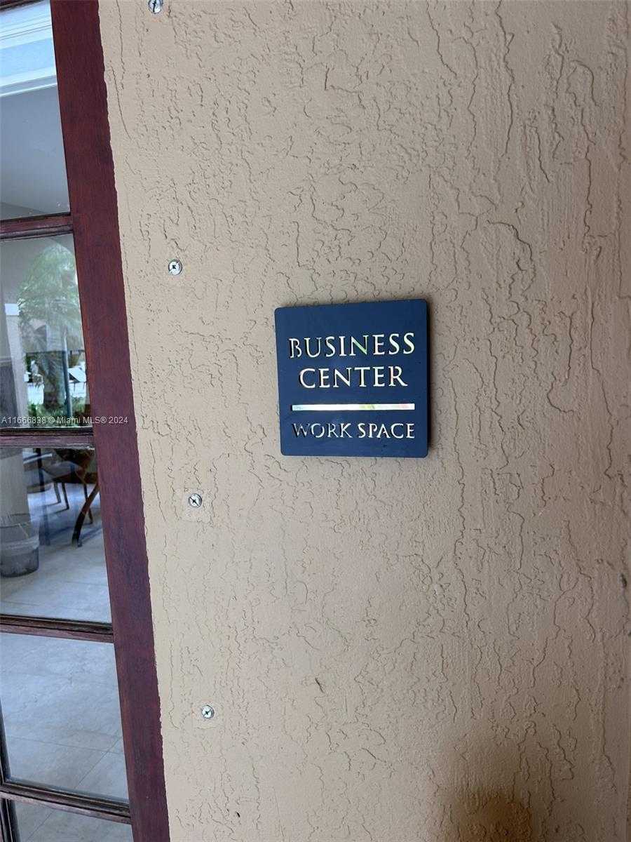 Small Image of 19877 EAST COUNTRY CLUB DR #3603, Aventura Number 32