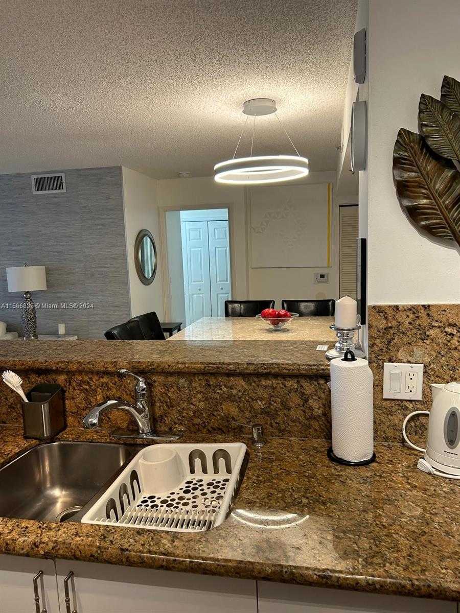 Small Image of 19877 EAST COUNTRY CLUB DR #3603, Aventura Number 9