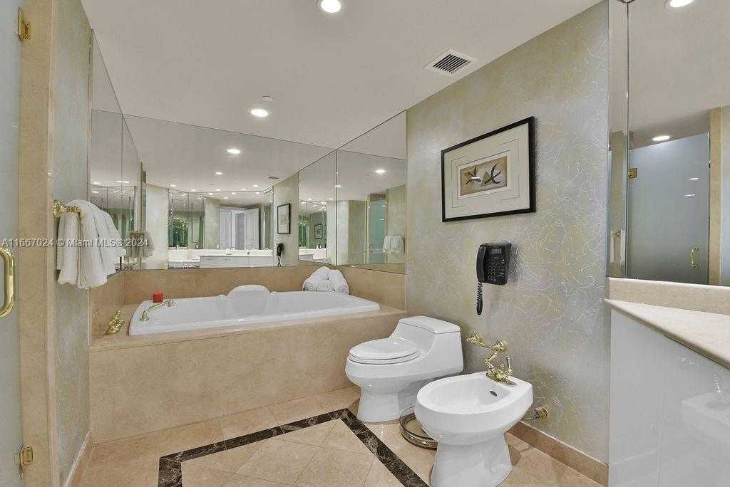 Small Image of 19955 NORTH EAST 38TH CT #1701, Aventura Number 3
