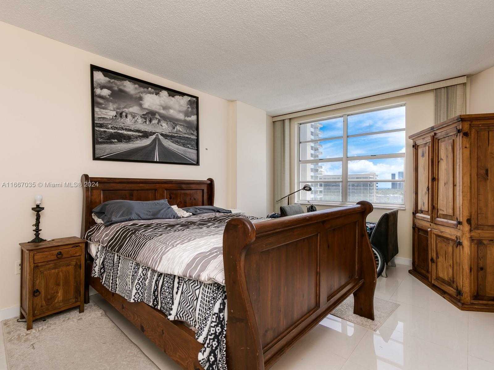 Small Image of 1965 SOUTH OCEAN DR #11P, Hallandale Beach Number 36