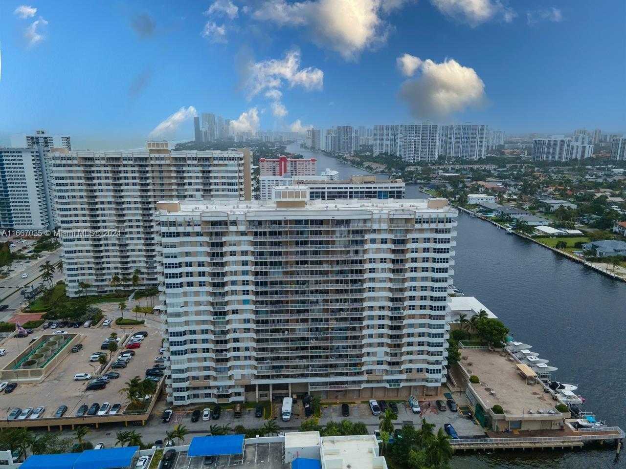 Small Image of 1965 SOUTH OCEAN DR #11P, Hallandale Beach Number 5