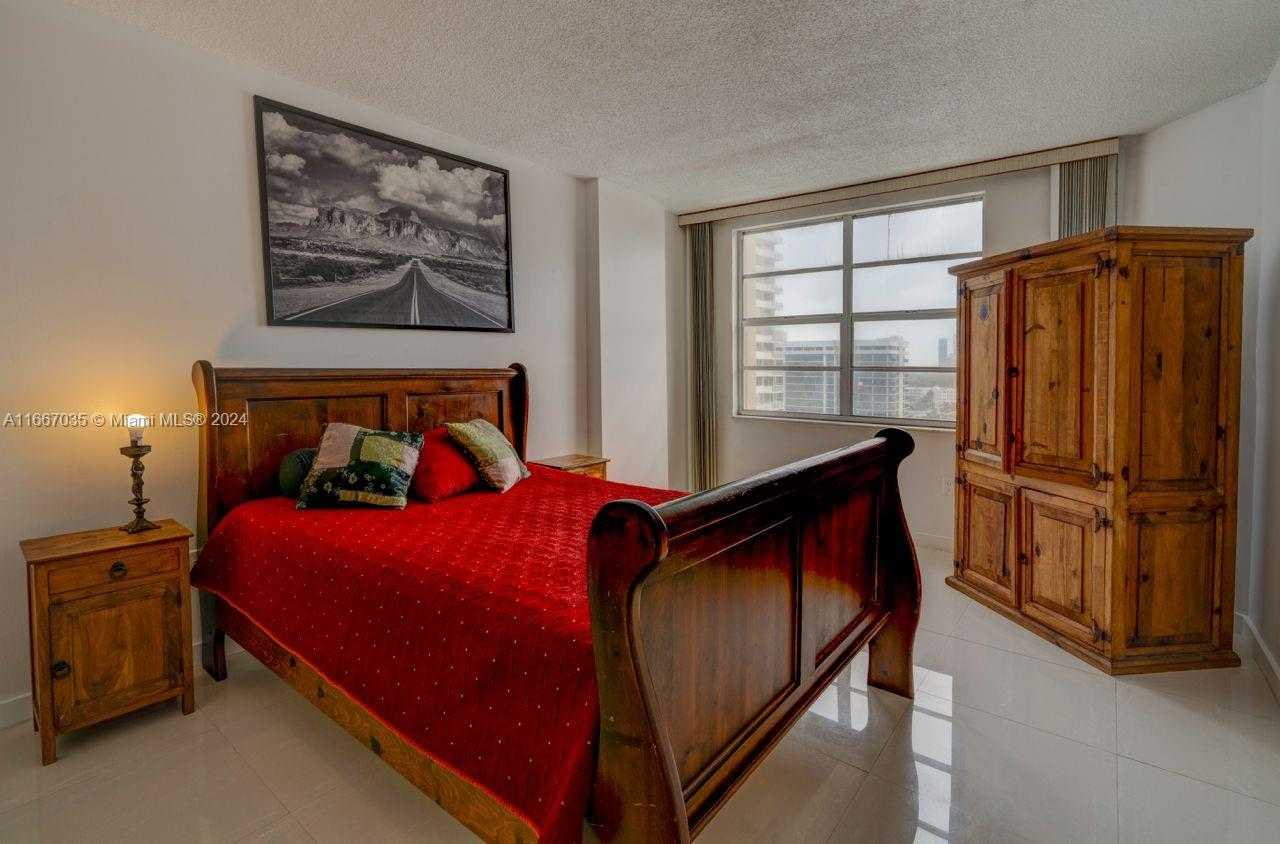 Small Image of 1965 SOUTH OCEAN DR #11P, Hallandale Beach Number 7