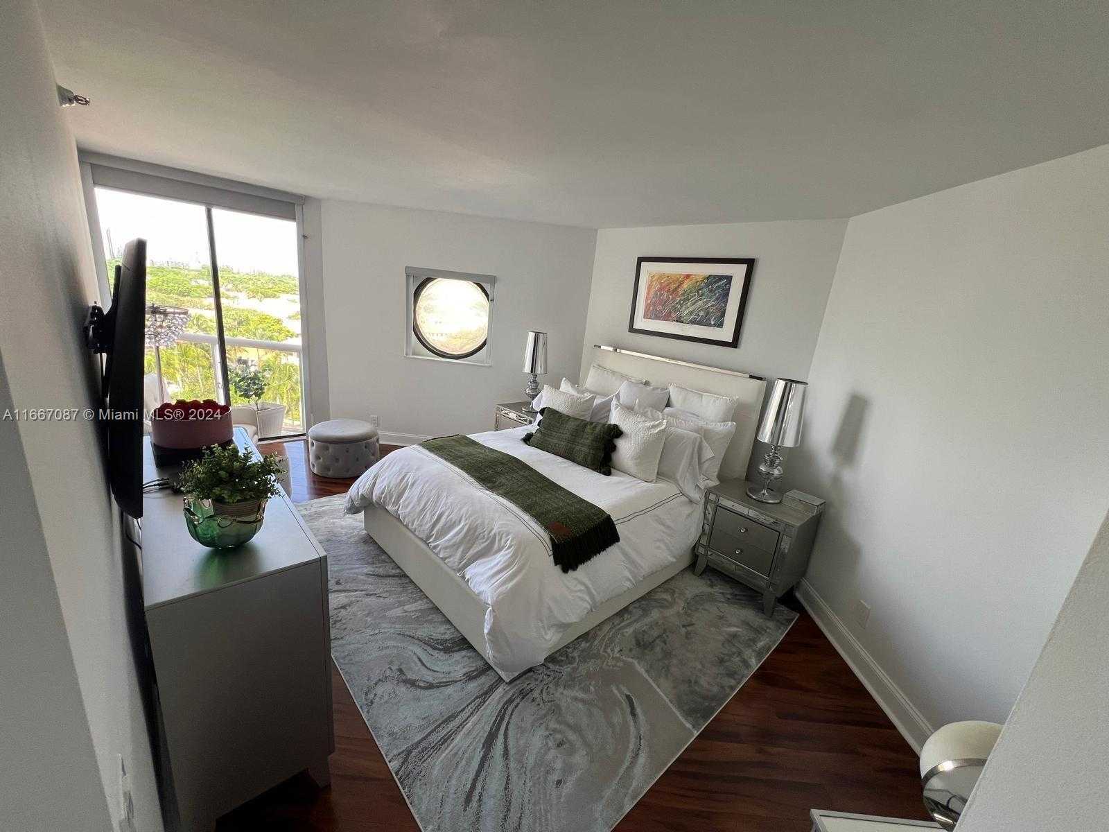 Small Image of 3610 YACHT CLUB DR #912, Aventura Number 12