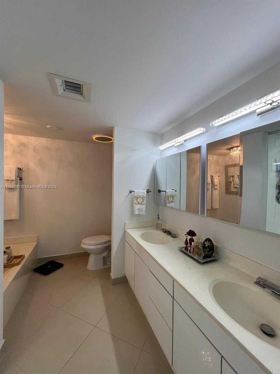Small Image of 3610 YACHT CLUB DR #912, Aventura Number 14