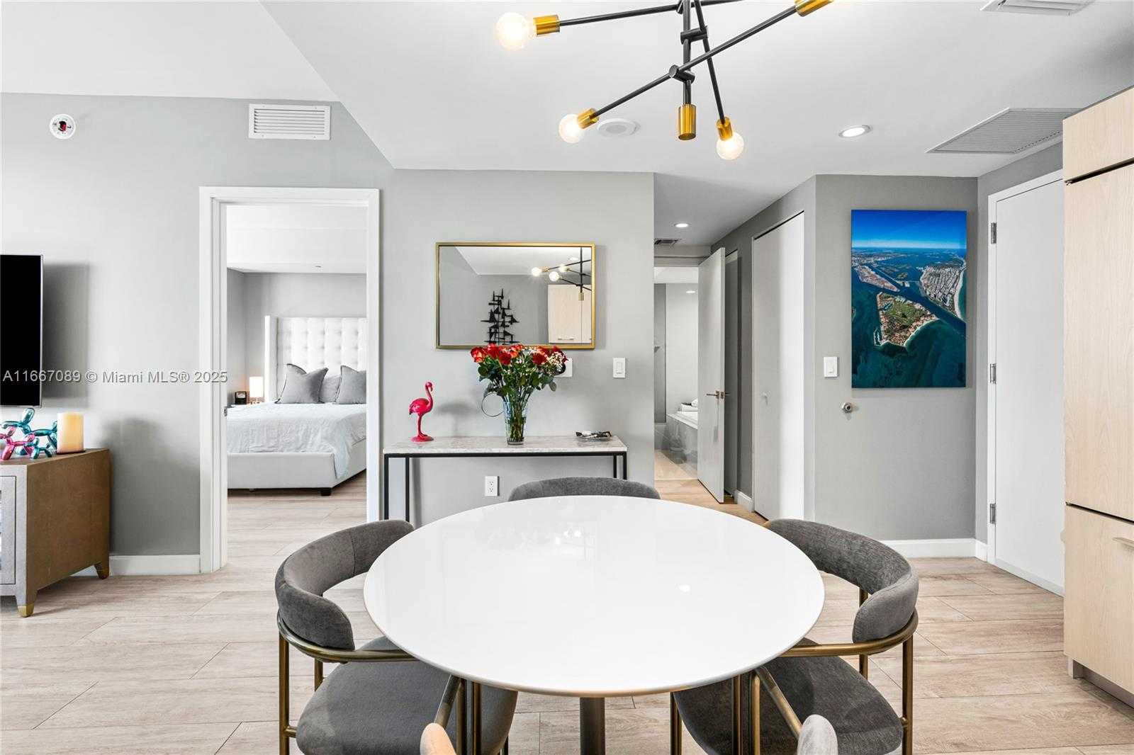 Small Image of 45 SOUTH WEST 9TH ST #4007, Miami Number 10
